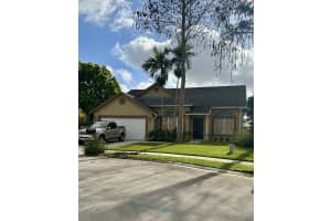 112 Princess Court, Royal Palm Beach, FL 33411 - MLS#B26003242