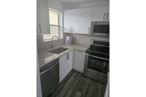 8305 Sunrise Lakes Boulevard, Sunrise, FL 33322 - MLS#B26003256