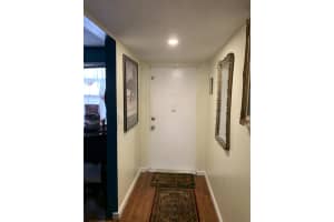 7887 Golf Cir Drive, Margate, FL 33063 - MLS#B26003284