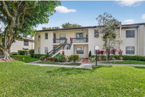 21650 Juego Circle, Boca Raton, FL 33433 - MLS#B26003285