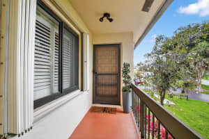 21650 Juego Circle, Boca Raton, FL 33433 - MLS#B26003285