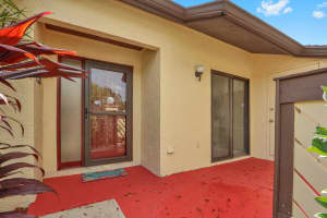 10 Bay Cedar Court, Royal Palm Beach, FL 33411 - MLS#B26003323