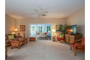 335 Hawthorne Lane, Vero Beach, FL 32962 - MLS#B26003325