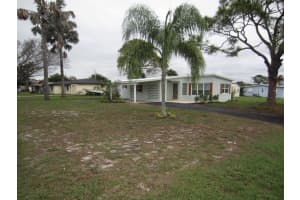 101 Arbor Avenue, Port Saint Lucie, FL 34952 - MLS#B26003332