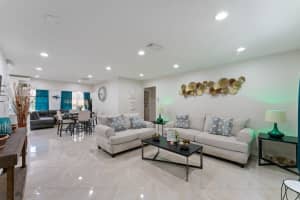 4184 52nd Avenue, Lauderdale Lakes, FL 33319 - MLS#B26003345