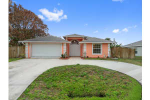 430 Thanksgiving Avenue, Port Saint Lucie, FL 34984 - MLS#B26003416