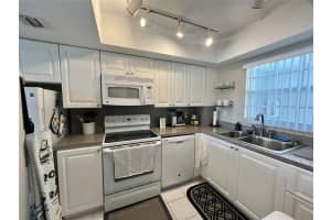 140 28th Avenue, Pompano Beach, FL 33062 - MLS#B26003421