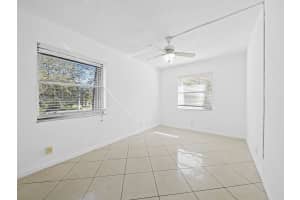 1 Jacaranda Country Club Drive, Plantation, FL 33324 - MLS#B26003456