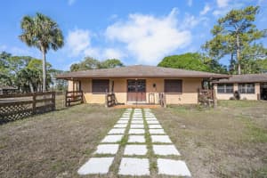 10800 Carlton Road, Fort Pierce, FL 34987 - MLS#B26003458