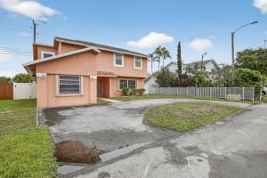 7721 42nd Court, Hollywood, FL 33024 - MLS#B26003474