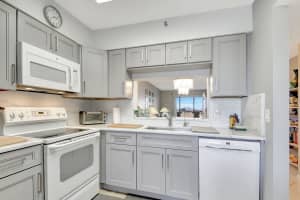 6866 Huntington Lane, Delray Beach, FL 33446 - MLS#B26003487