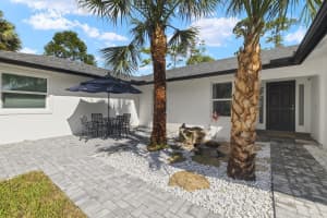 12151 Old Country Road, Wellington, FL 33414 - MLS#B26003508