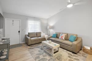 6271 Chasewood Drive, Jupiter, FL 33458 - MLS#B26003539