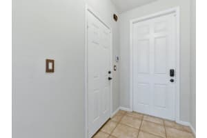 8772 Cypress Walk Court, Tamarac, FL 33321 - MLS#B26003555