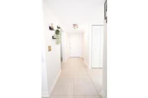 110 Lake Emerald Drive, Oakland Park, FL 33309 - MLS#B26003563