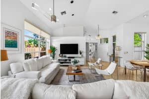 6601 26th Way, Boca Raton, FL 33496 - MLS#B26003595