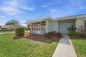 203 Manatee Lane, Fort Pierce, FL 34982 - MLS#B26003596