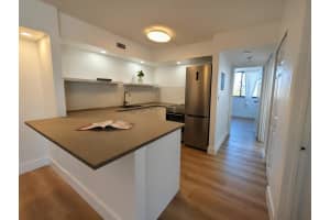 2715 Tigertail Avenue, Miami, FL 33133 - MLS#B26003631