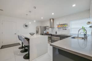 5533 Constant Spring Terrace, Lauderhill, FL 33319 - MLS#B26003636