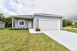 8685 101st Court, Vero Beach, FL 32967 - MLS#B26003637