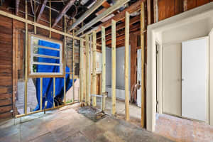 418 Lakewood Road, West Palm Beach, FL 33405 - MLS#B26003642