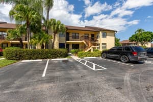 4715 Lucerne Lakes Boulevard, Greenacres, FL 33467 - MLS#B26003658