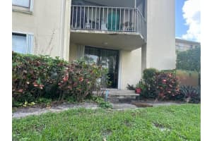 890 Federal Highway, Lantana, FL 33462 - MLS#B26003661