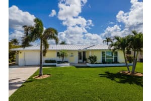 3517 Se 1st Avenue, Cape Coral, Fl 33904, Cape Coral