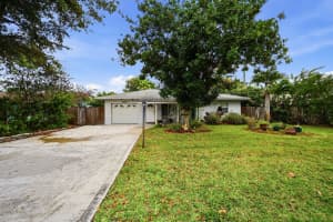 2316 1st Street, Boynton Beach, FL 33435 - MLS#B26003690