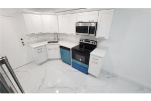 3301 Spanish Moss Terrace, Lauderhill, FL 33319 - MLS#B26003692