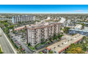 777 Federal Highway, Fort Lauderdale, FL 33316 - MLS#B26003712