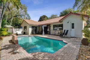 10527 Zurich Street, Cooper City, FL 33026 - MLS#B26003736