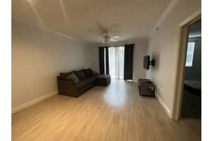 616 Clearwater Park Road 205, West Palm Beach, Fl 33401, West Palm Beach