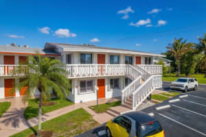 2020 Lake Osborne Drive 9, Lake Worth Beach, Fl 33461, Lake Worth Beach