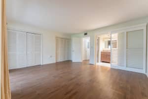 2020 Lake Osborne Drive, Lake Worth Beach, FL 33461 - MLS#B26003806