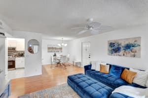 614 Sea Pine Way, West Palm Beach, FL 33415 - MLS#B26003815