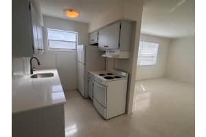 1555 Tyler Street, Hollywood, FL 33020 - MLS#B26003907