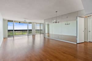 2400 Presidential Way, West Palm Beach, FL 33401 - MLS#B26003911