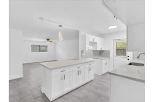 7430 Kimberly Boulevard, North Lauderdale, FL 33068 - MLS#B26003923