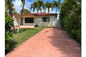 445 109th Street, Miami, FL 33161 - MLS#B26003927