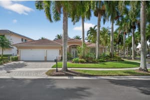 909 Stillwater Court, Weston, FL 33327 - MLS#B26003930