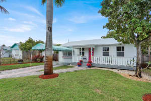 176 24th Street, Riviera Beach, FL 33404 - MLS#B26003933