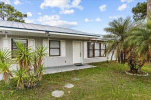 949 Breakwater Avenue, Port Saint Lucie, FL 34983 - MLS#B26003938