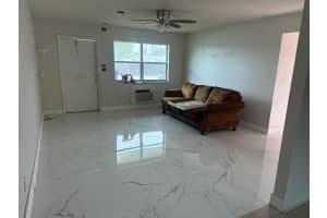 6019 Hayes Street, Hollywood, FL 33024 - MLS#B26003939