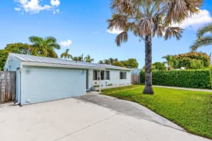 149 27th Place, Boynton Beach, FL 33435 - MLS#B26003975