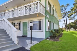 2004 Lake Osborne Drive 1, Lake Worth Beach, Fl 33461, Lake Worth Beach