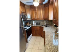 3160 Lake Osborne Drive, Lake Worth Beach, FL 33461 - MLS#B26004039