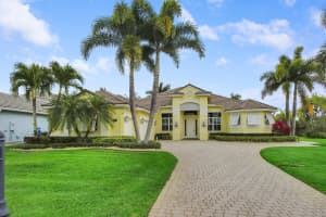 660 Yacht Basin Way, Stuart, FL 34997 - MLS#B26004041