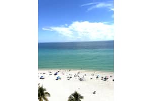 400 Surf Road, Hollywood, FL 33019 - MLS#B26004054