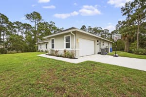 14576 64th Ct Court, The Acreage, FL 33470 - MLS#B26004064